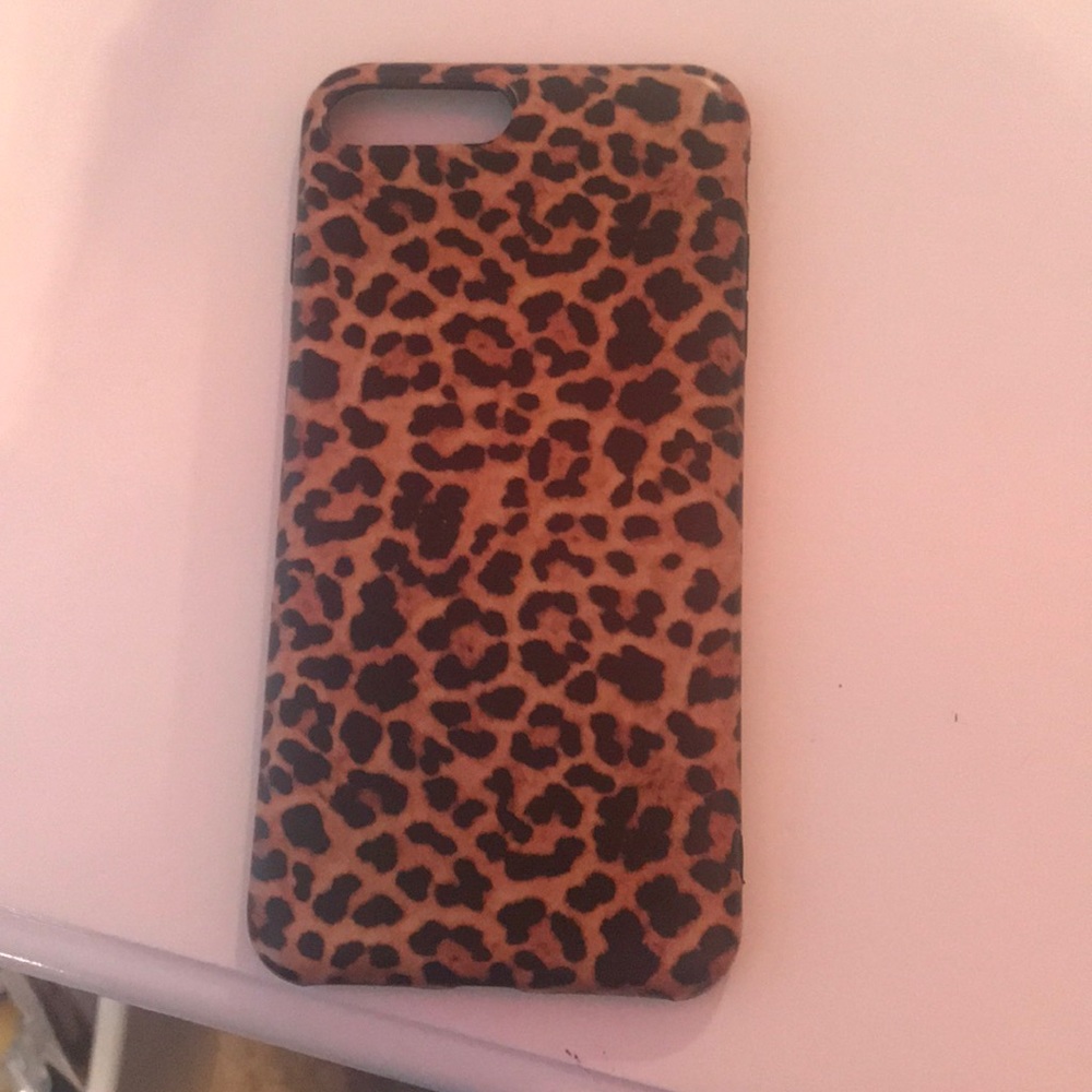 Leopard/cheetah 6+/7+/8+ phone case